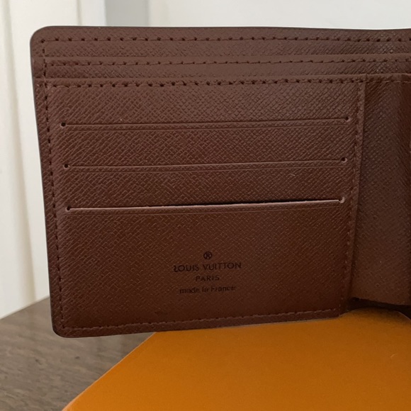 MEN’S Louis Vuitton Wallet NEVER USED - Picture 5 of 7